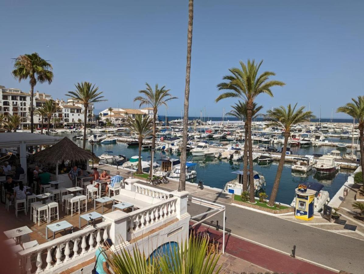 Small Oasis Nelson Mandela Apartment With Sea View, Two Bedrooms, Parking, Terrace And Pool Манилва Экстерьер фото